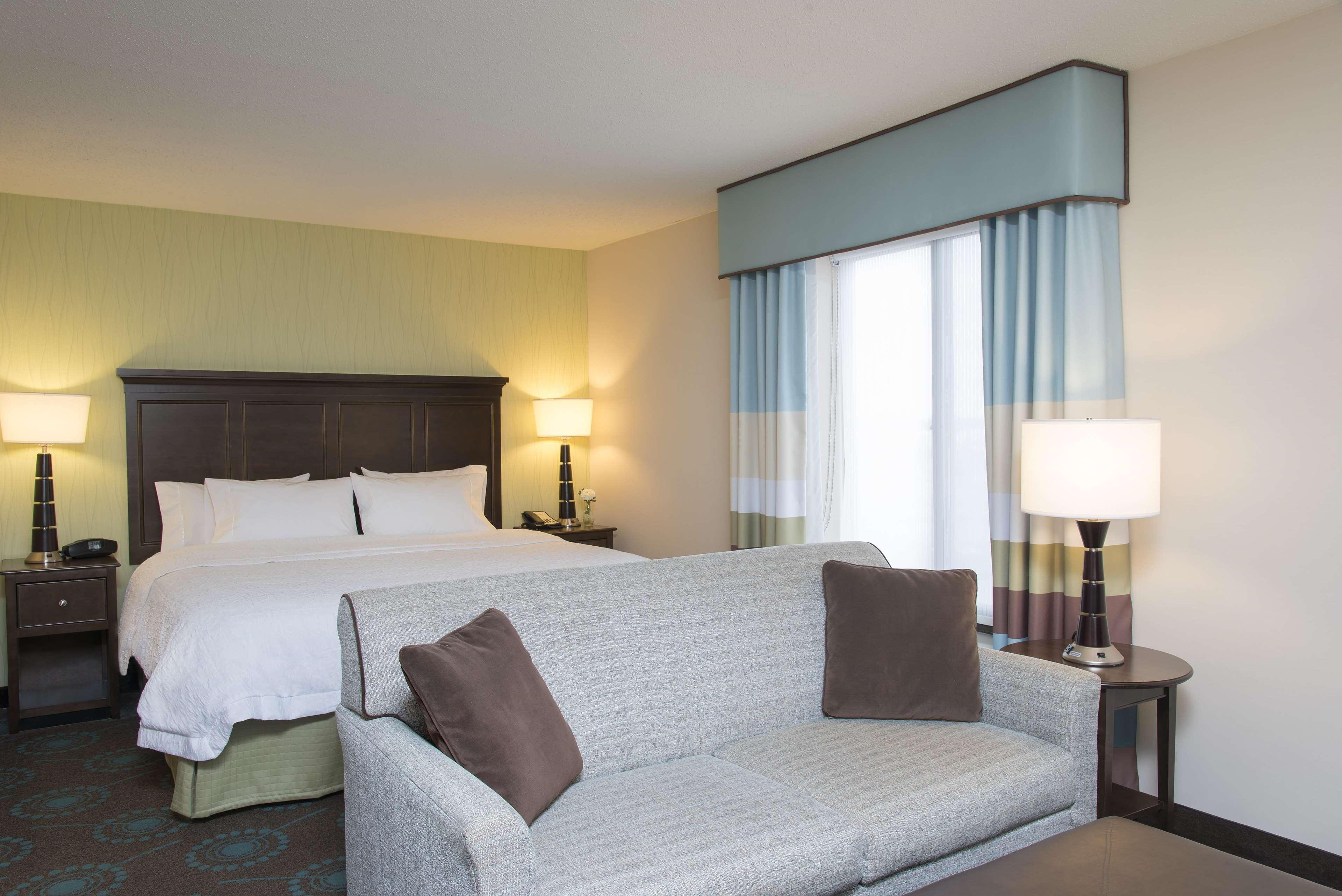 Hampton Inn & Suites Кокомо Экстерьер фото