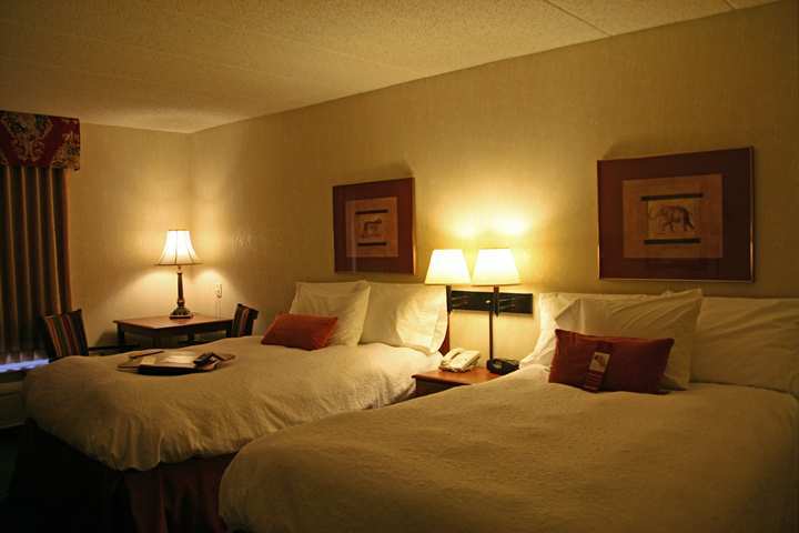 Hampton Inn & Suites Кокомо Номер фото