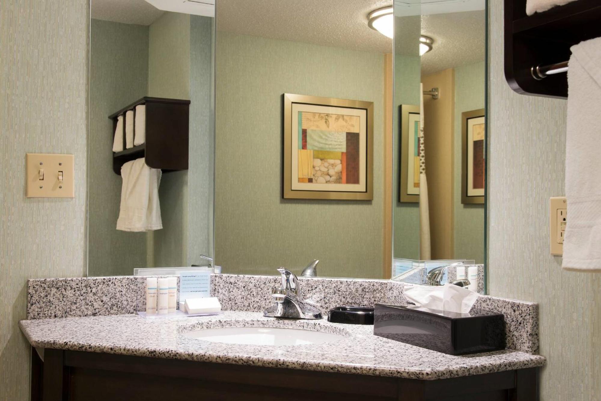 Hampton Inn & Suites Кокомо Экстерьер фото