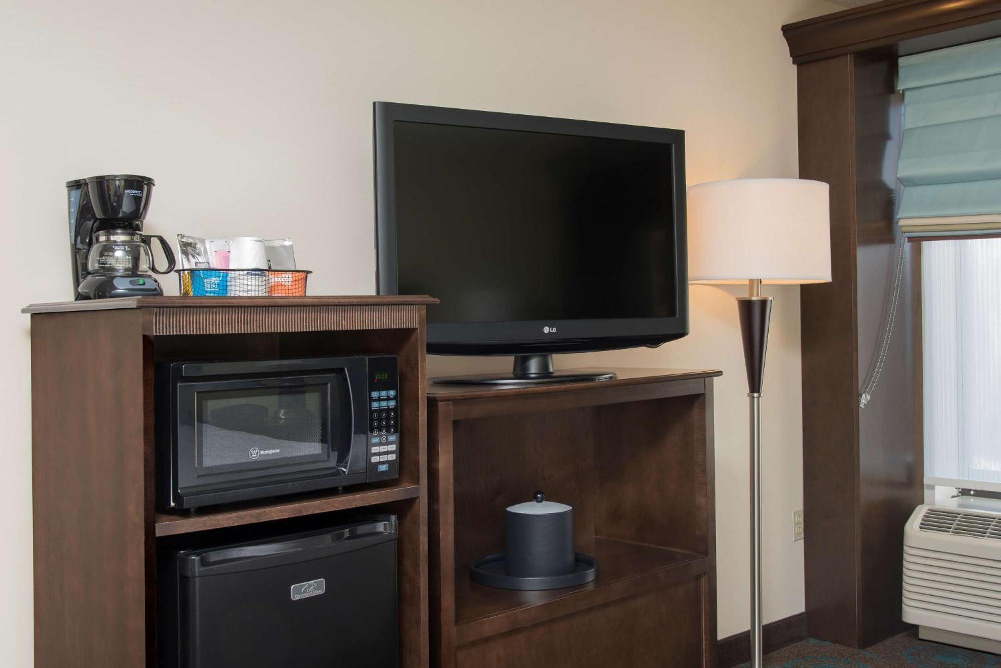 Hampton Inn & Suites Кокомо Экстерьер фото