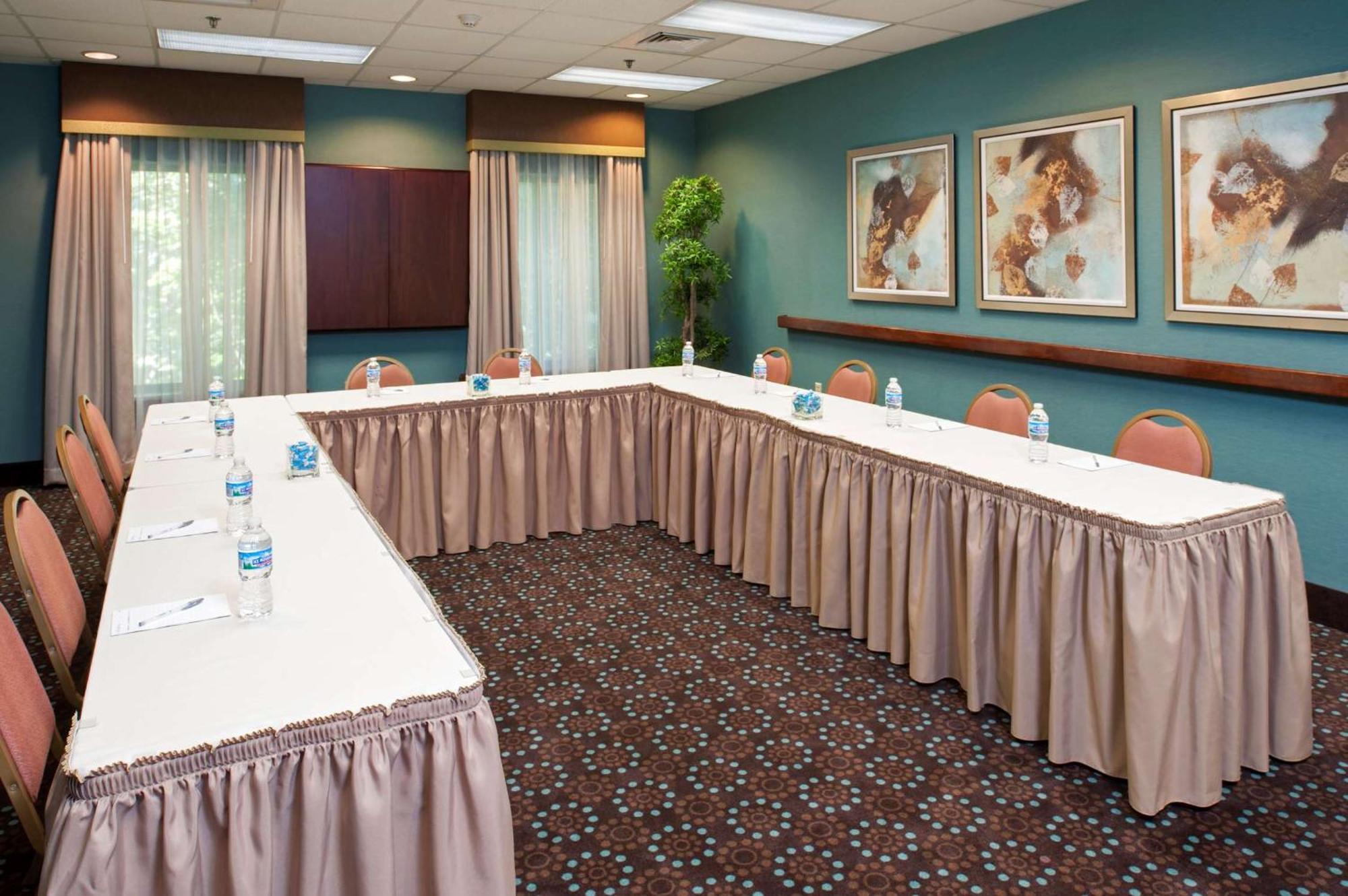 Hampton Inn & Suites Кокомо Экстерьер фото