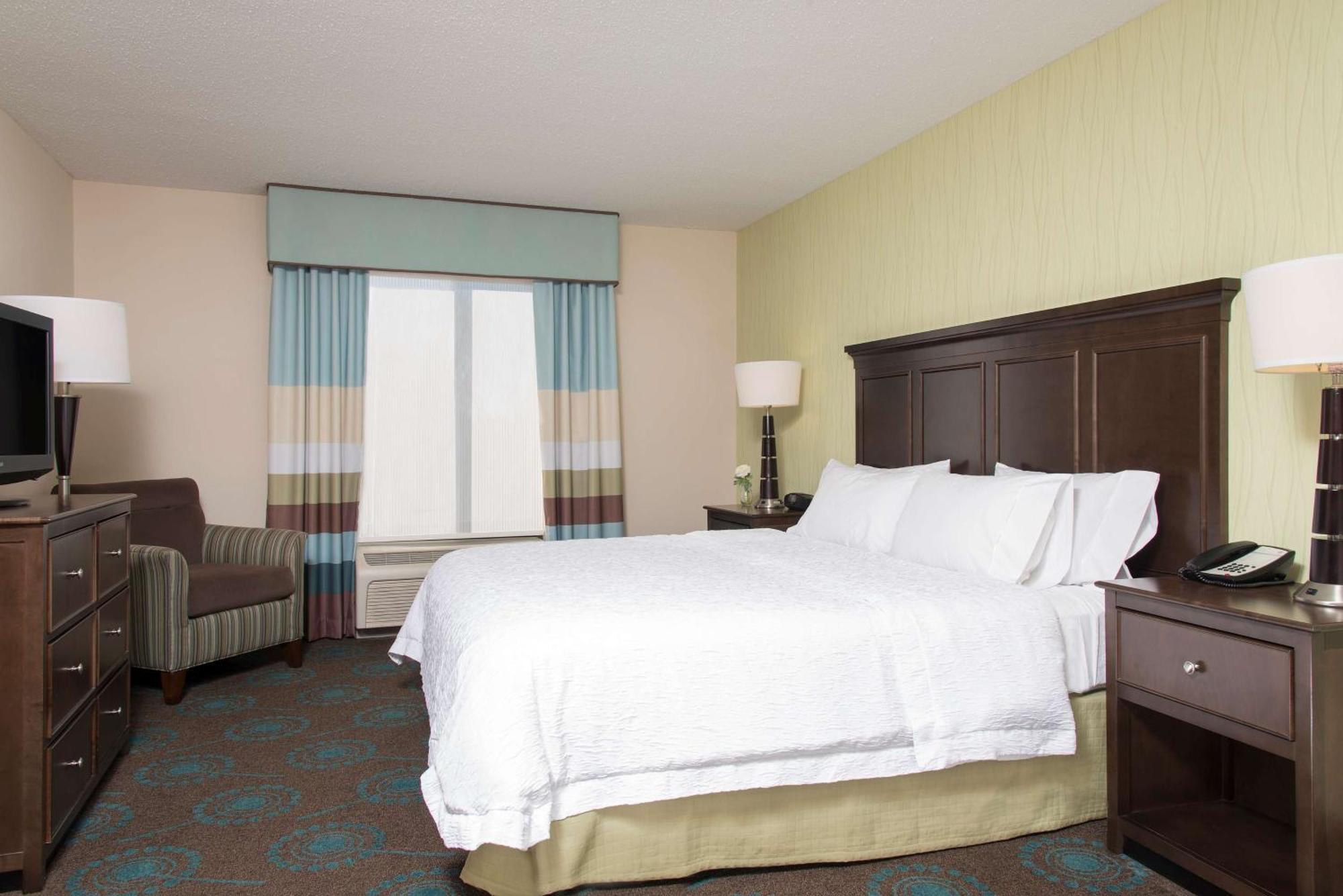 Hampton Inn & Suites Кокомо Экстерьер фото